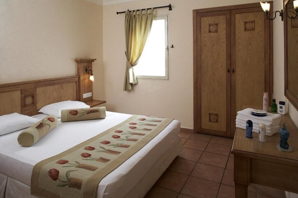 Фото Club Anastasia 4*