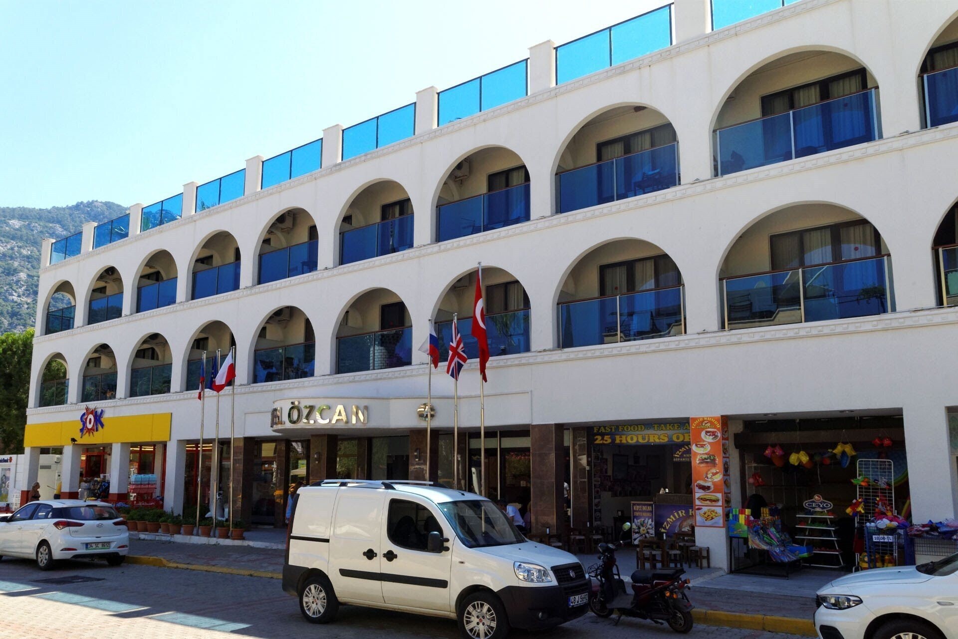 Отель Ozcan Beach Hotel (ex. Ozcan, Oz-Can) 4*
