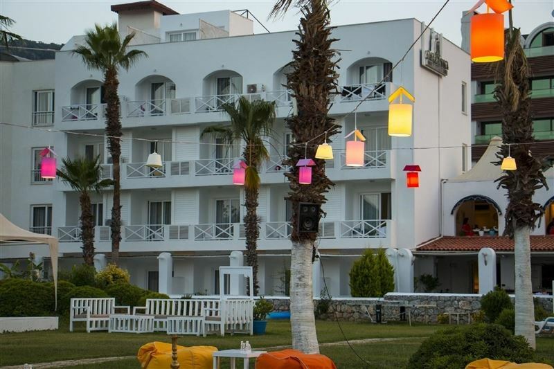 Фотография Casa Blanca Beach Hotel 3*