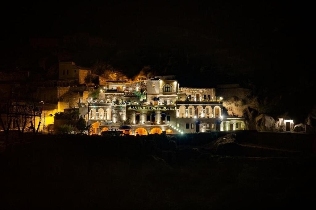 Отель Lavender Cave Hotel Sc 3*