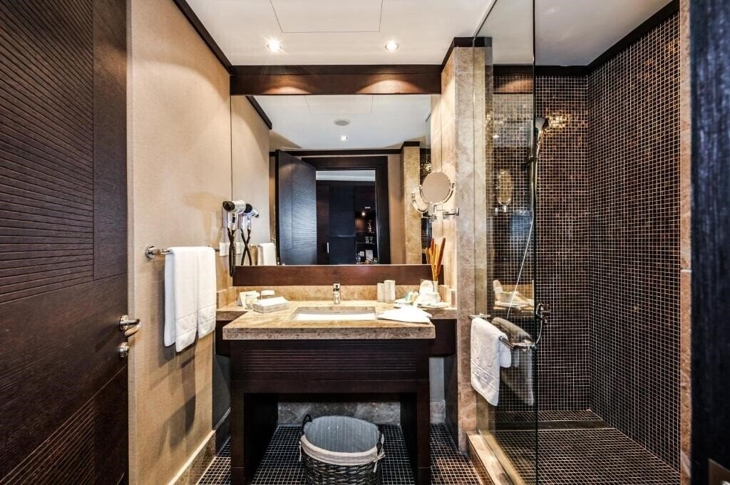 Фотография Sway Hotels 5*