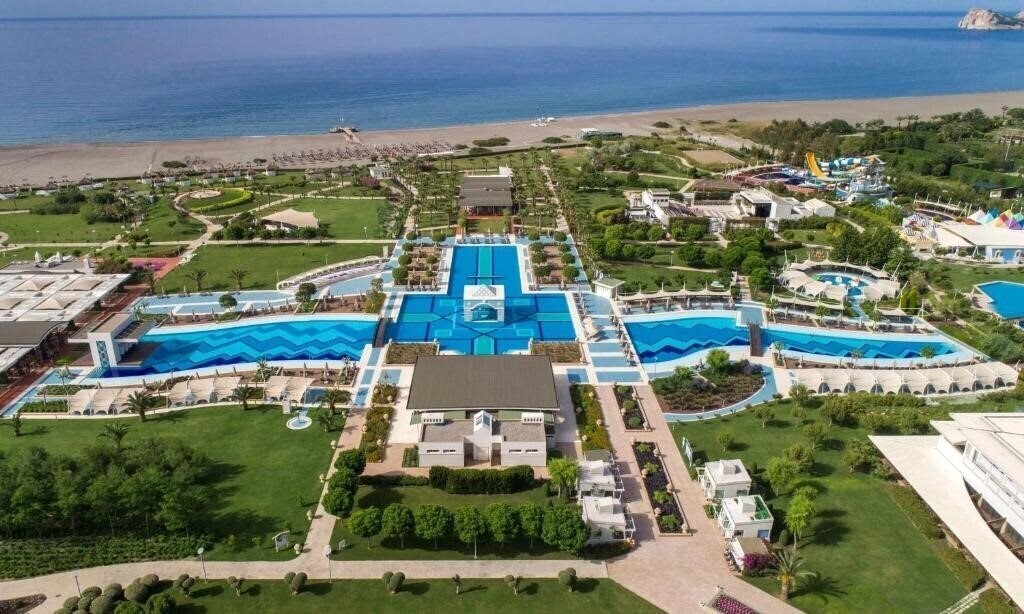 Отель Hilton Dalaman Sarigerme Resort & SPA (ex. Hilton Dalaman Golf Resort) 5*