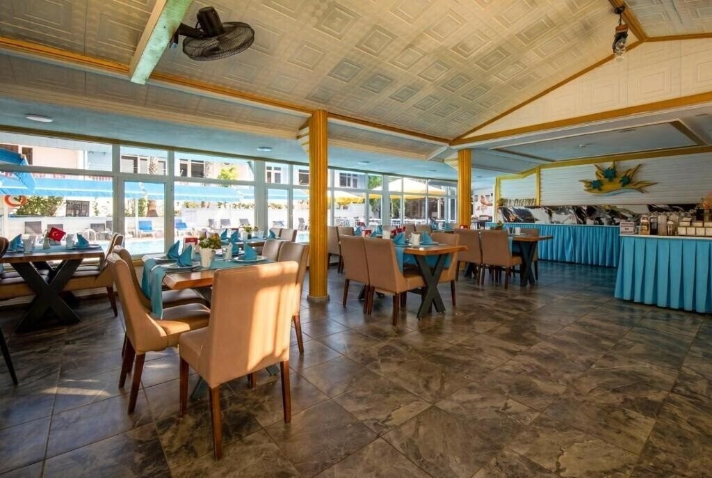 Изображение Temple Side Hotel 3*