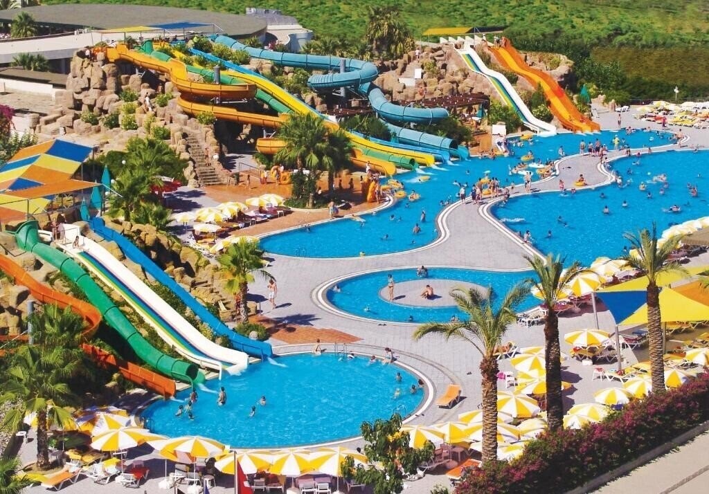 Отель VonResort Golden Beach 5*