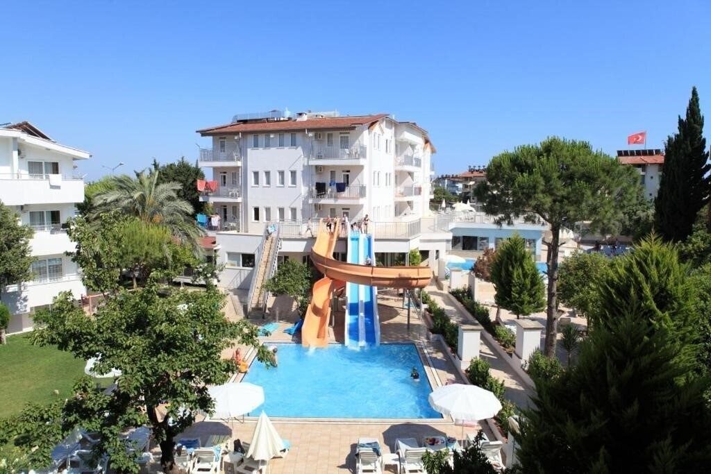 Изображение Cats Garden Hotel 3*