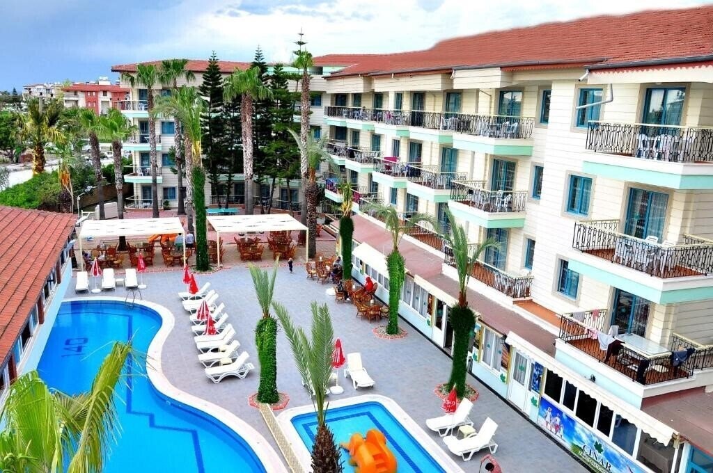 Отель Cinar Family Suite Hotel (ex. Cinar Garden Apart Hotel) 3*
