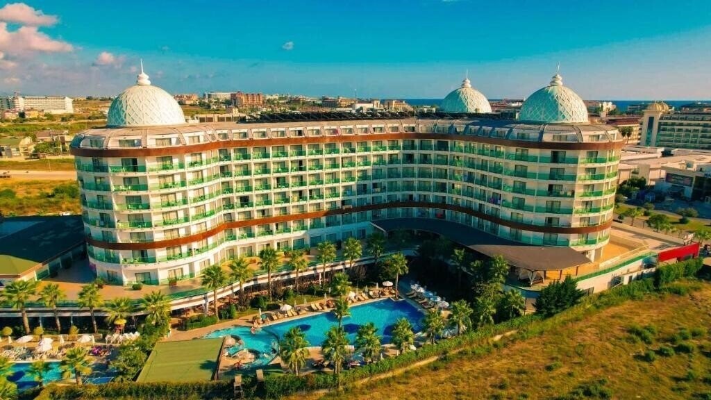 Отель Dream World Aqua 5*