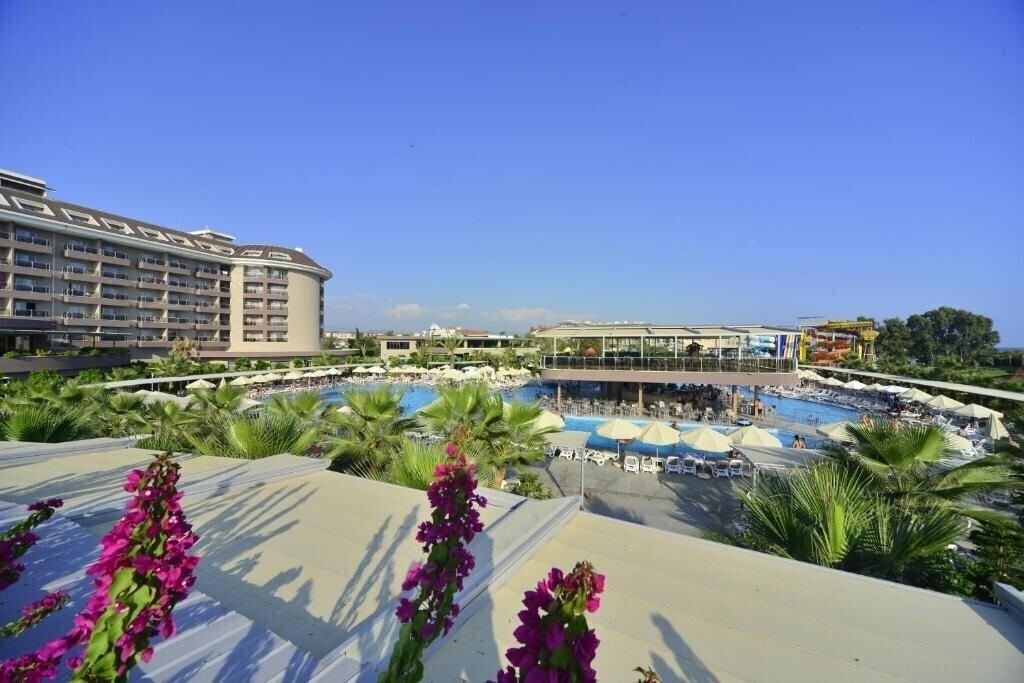 Фото Sunmelia Beach Resort Hotel & SPA 5*