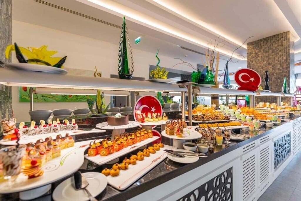 Картинка Dream World Hill 5*