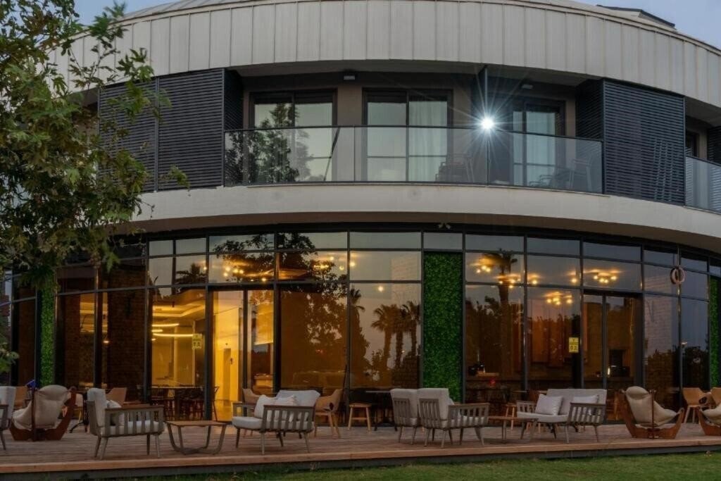 Фотография Side Square Hotel 4*