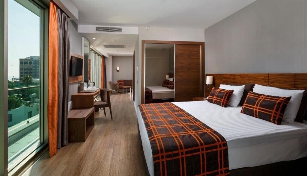Фотография Side Sunport Hotel & SPA 5*