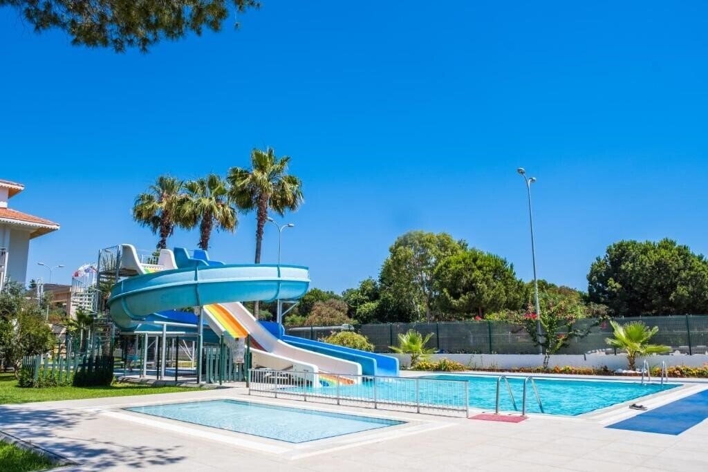 Фотография Sural Garden 3*