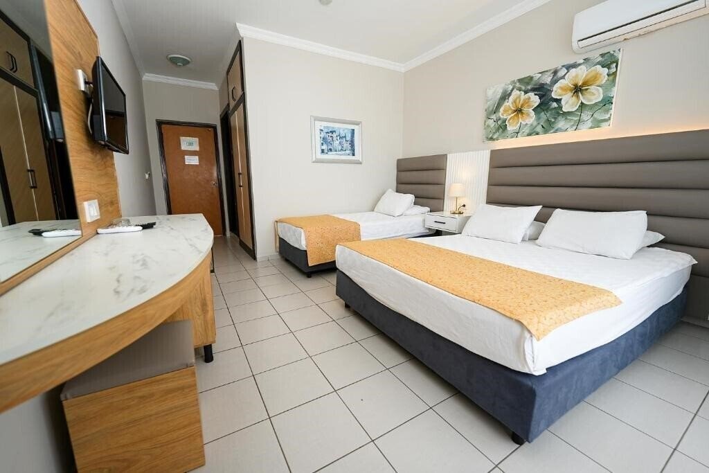 Фотография Side Beach Club 3*