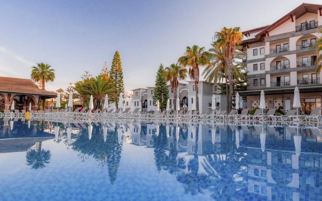 Фото Selectum Colours (ex.  Loxia Comfort Club Side, Euphoria Barbaross Beach Resort, Fun & Sun Family Life Side, Fun & Sun Life Side) 5*