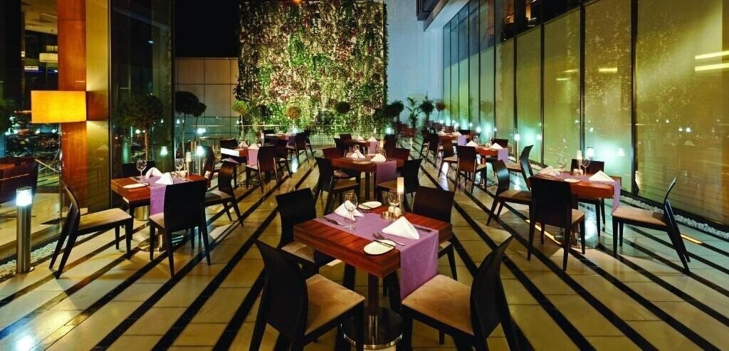 Фотография Crowne Plaza Harbiye 5*