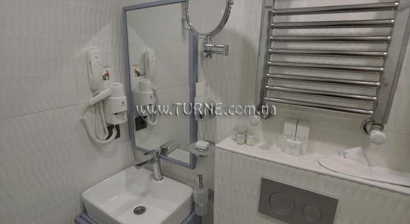 Фотография Justinn Hotel 4*