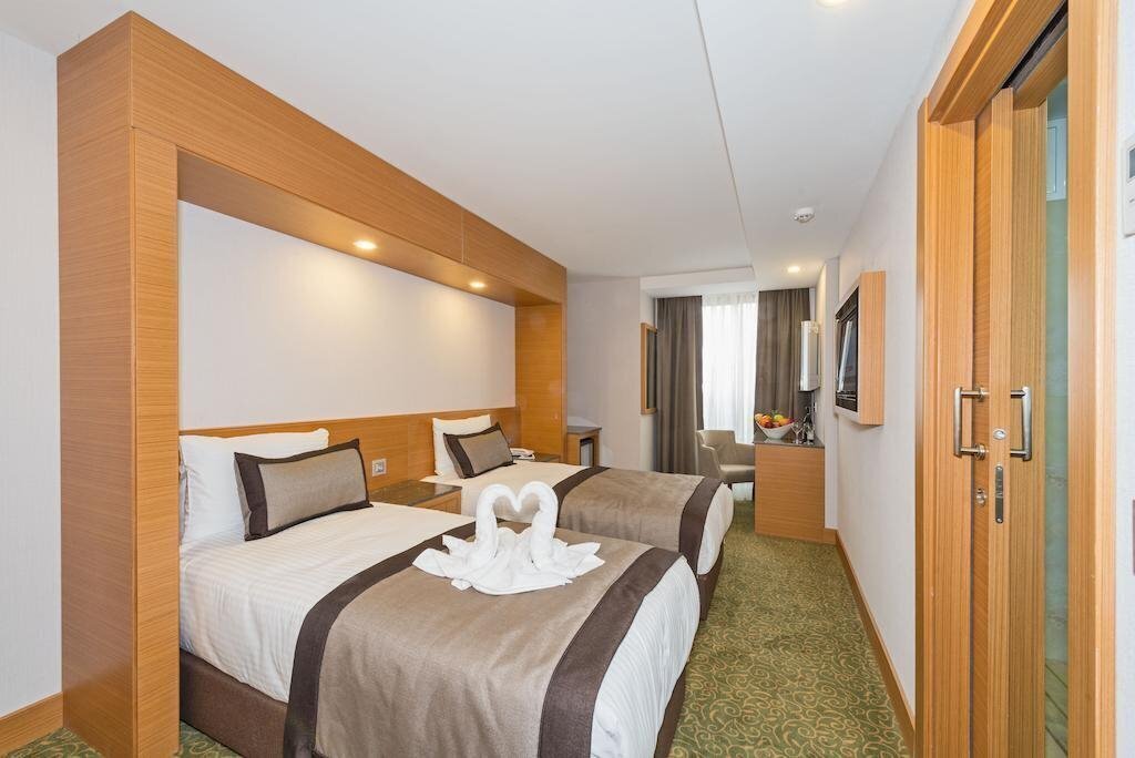 Фотография Bisetun Butik S Class 3*