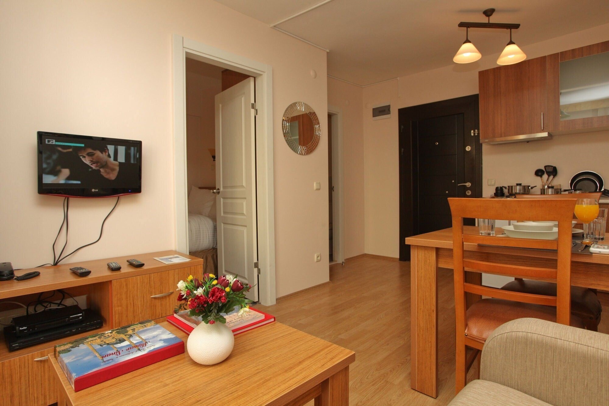 Фотография Three Apples Suites & Residence 3*