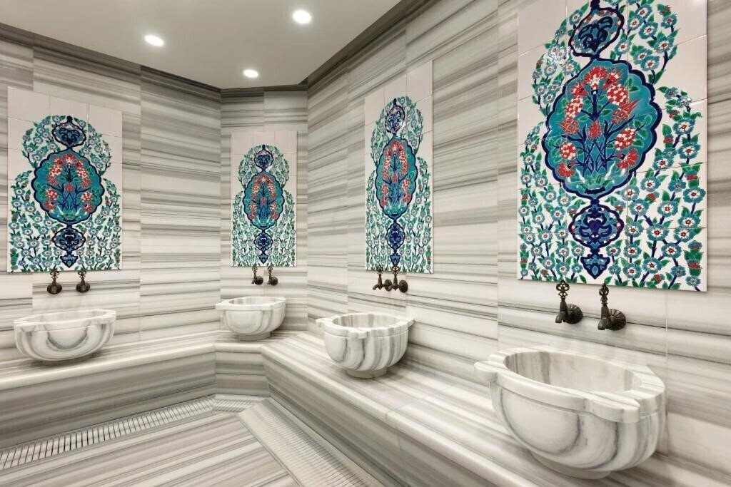 Фотография Trip Bosphorus Taksim Hotel (ex. Tryp By Wyndham Taksim) 4*