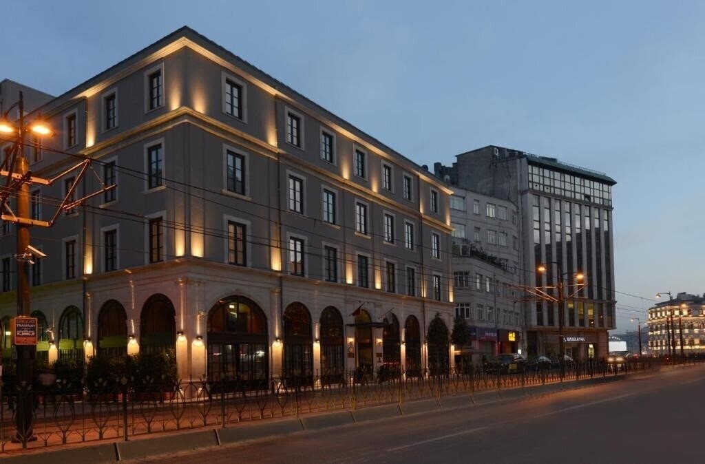 Отель 10 Karakoy (ex. 10 Karakoy A Morgans Original) 5*