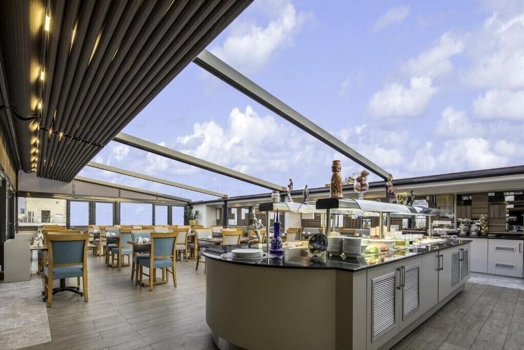 Фотография Hotel Venera (ex. Venera, Hotel Venera Istanbul Old City, Venera Hotel Aksaray, Venera Istanbul) 4*