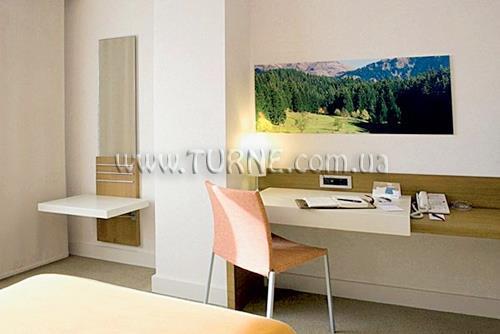 Отель Radison Sas Airport 5*