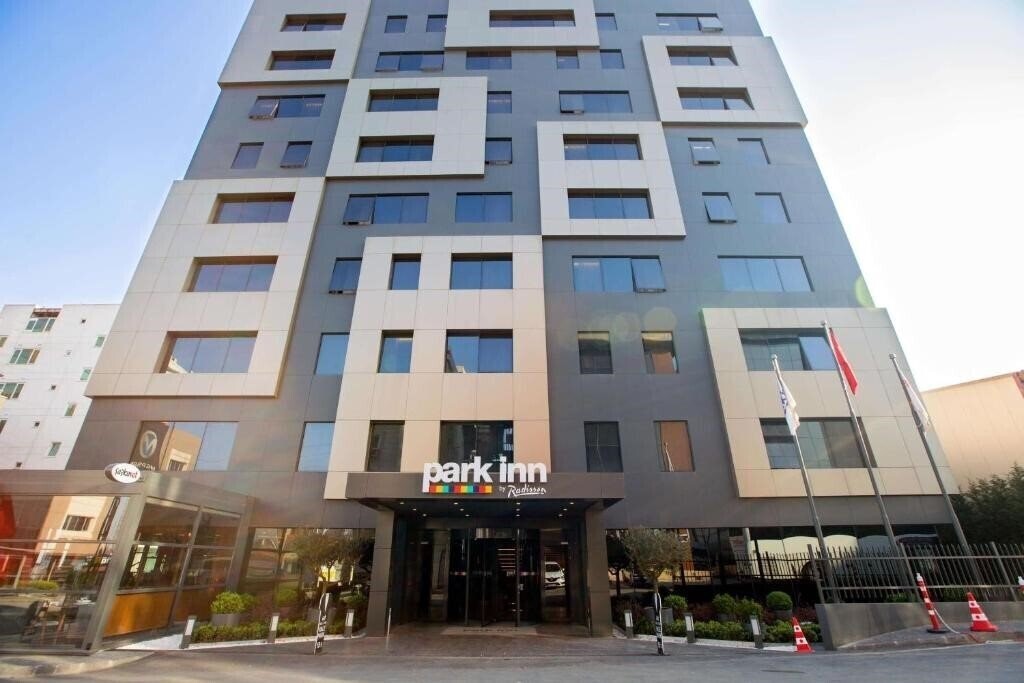 Отель Park Inn By Radisson 4*