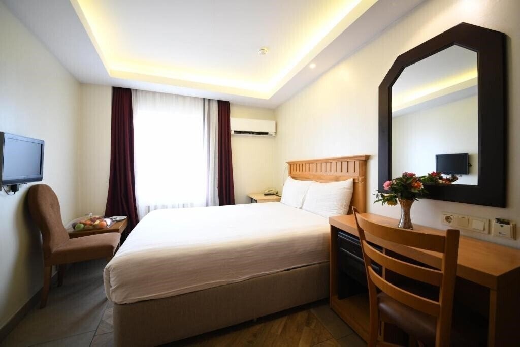 Отель Express Star Hotel Taksim 3*
