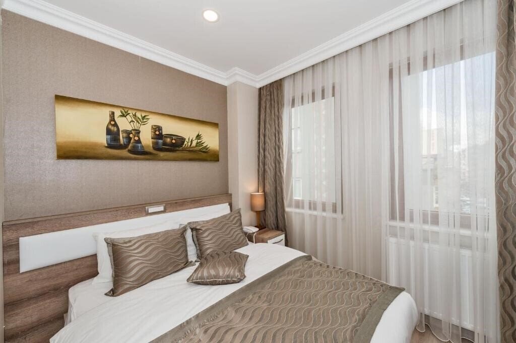 Фото Alphonse Hotel 3*