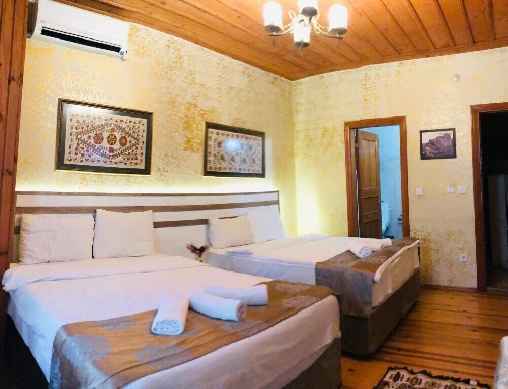 Фото Art City Hotel 3*