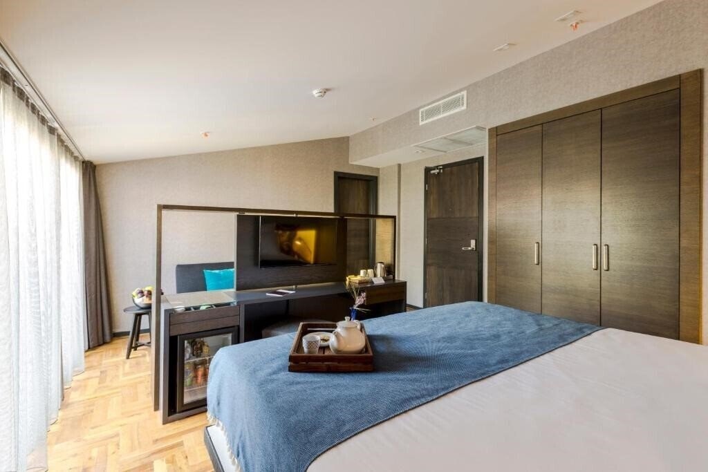 Отель Lampa Design Hotel 4*