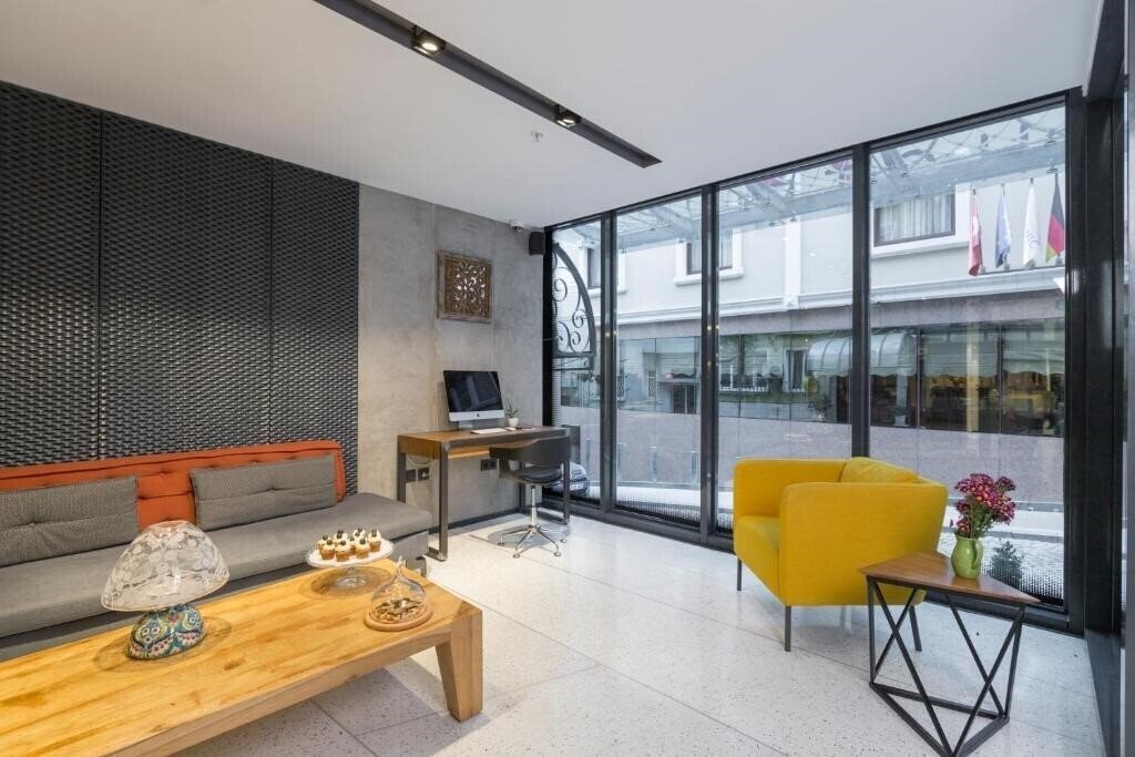 Изображение Lampa Design Hotel 4*