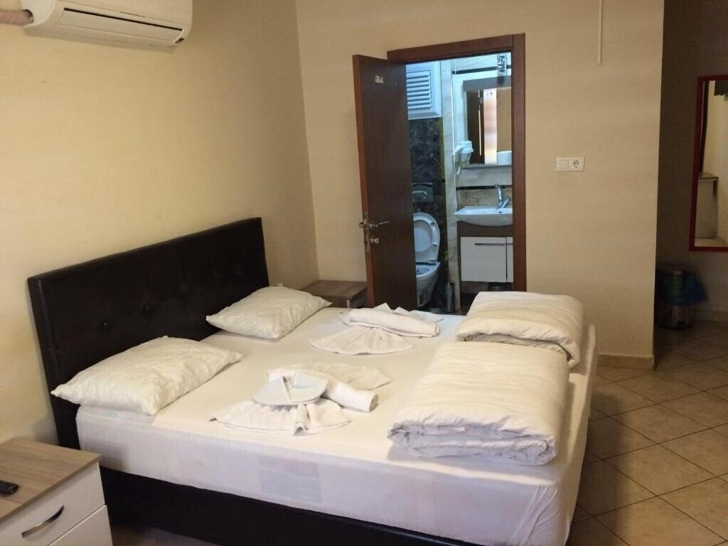 Изображение Kiwi Hotel 3*