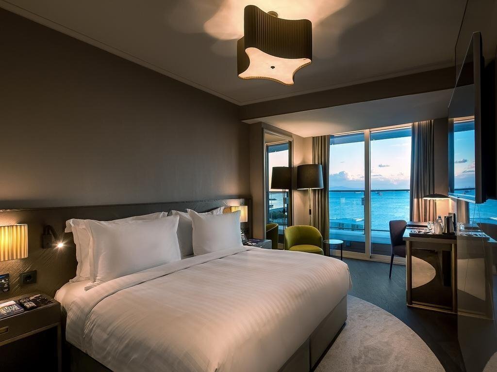 Фотография Radisson Blu Istanbul Ottomare (ex. Radisson Blue Atakoy) 5*