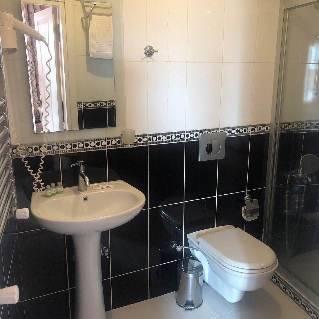 Изображение Huxley Hotel Old City 3*