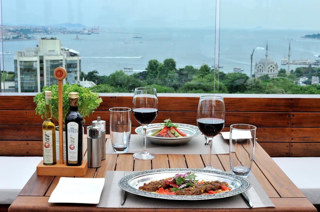 Картинка Hilton Parksa Istanbul 4*