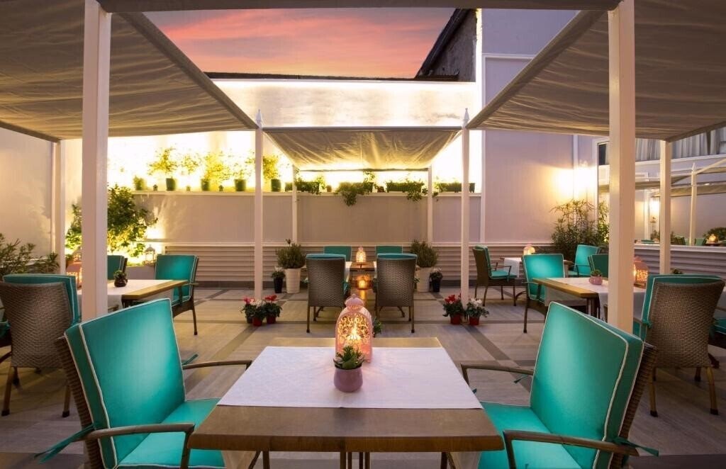 Отель Lalahan Hotel 4*