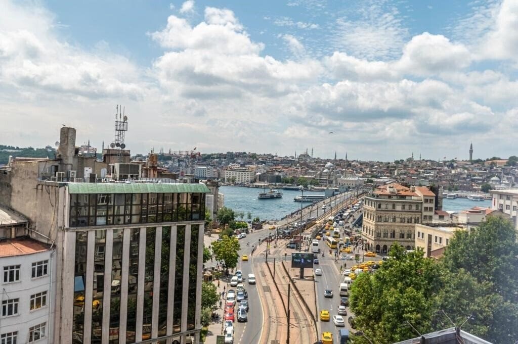 Картинка Karakoy Aparts Hotel & Suites 3*