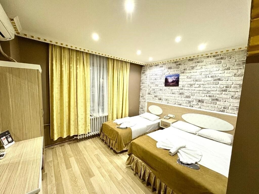 Изображение Grand Oral 3*