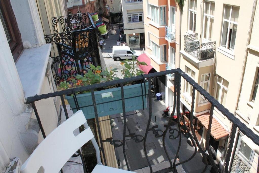 Отель Hotel Promise 3*