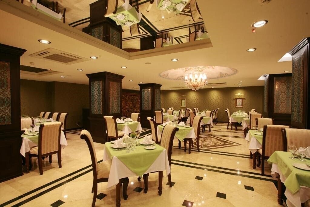 Фотография Maywood 4*