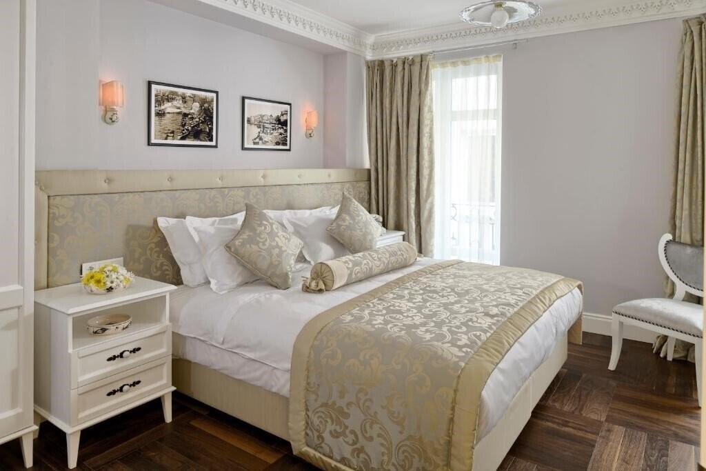 Отель Nexthouse Pera Hotel 4*