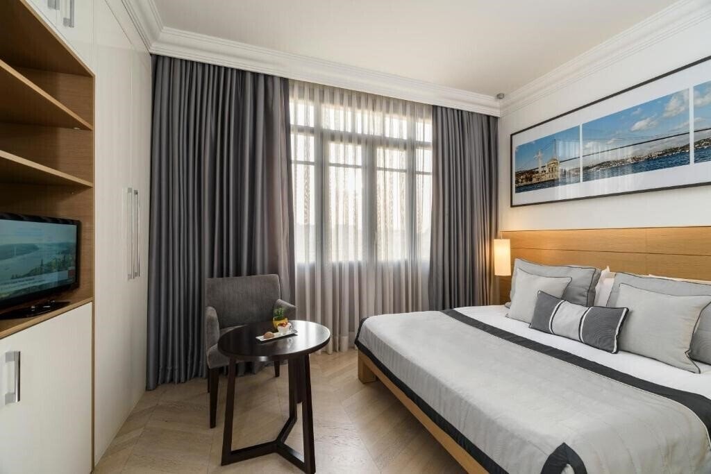 Отель Taksim 15 Suites 3*