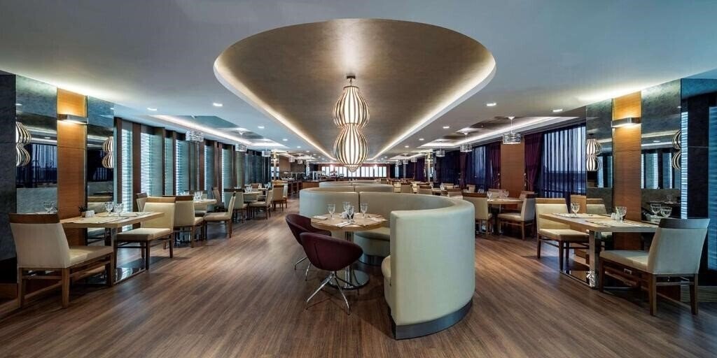 Картинка DoubleTree by Hilton Istanbul Topkapi (ex. DoubleTree by Hilton Topkapi ) 5*