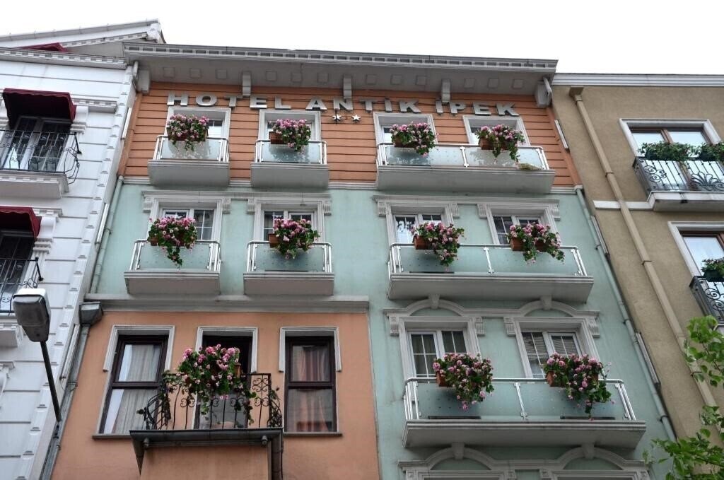Отель Antik Ipek Hotel 3*