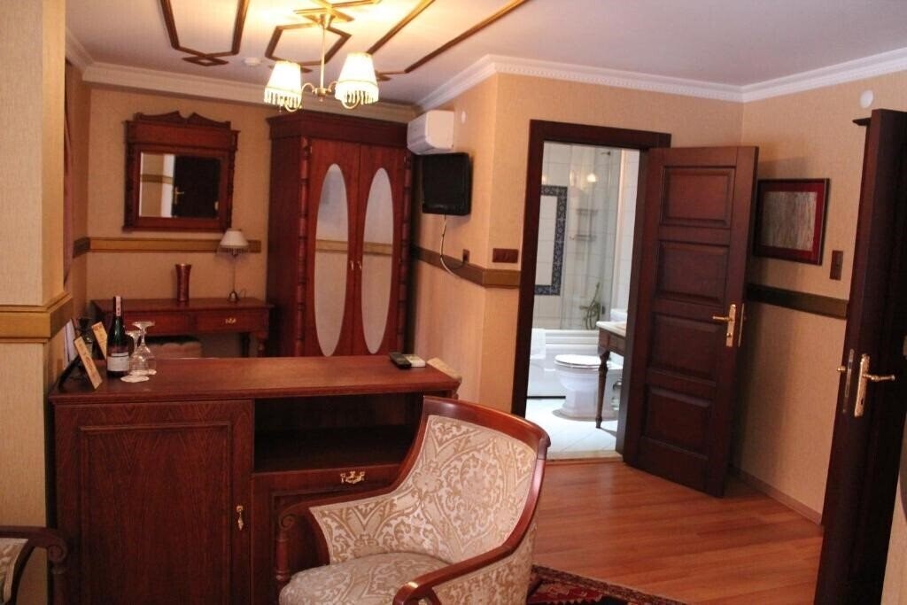 Фото Aruna Hotel Istanbul 4*