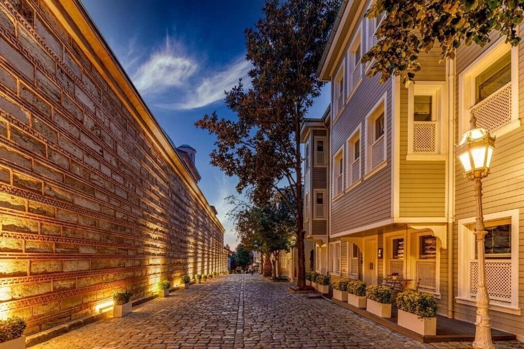 Изображение Hagia Sofia Mansions Istanbul, Curio Collection By Hilton 5*