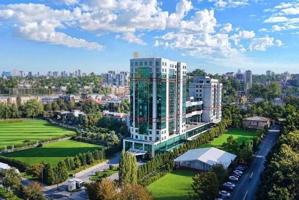 Отель La Quinta By Wyndham Istanbul Gunesli 5*