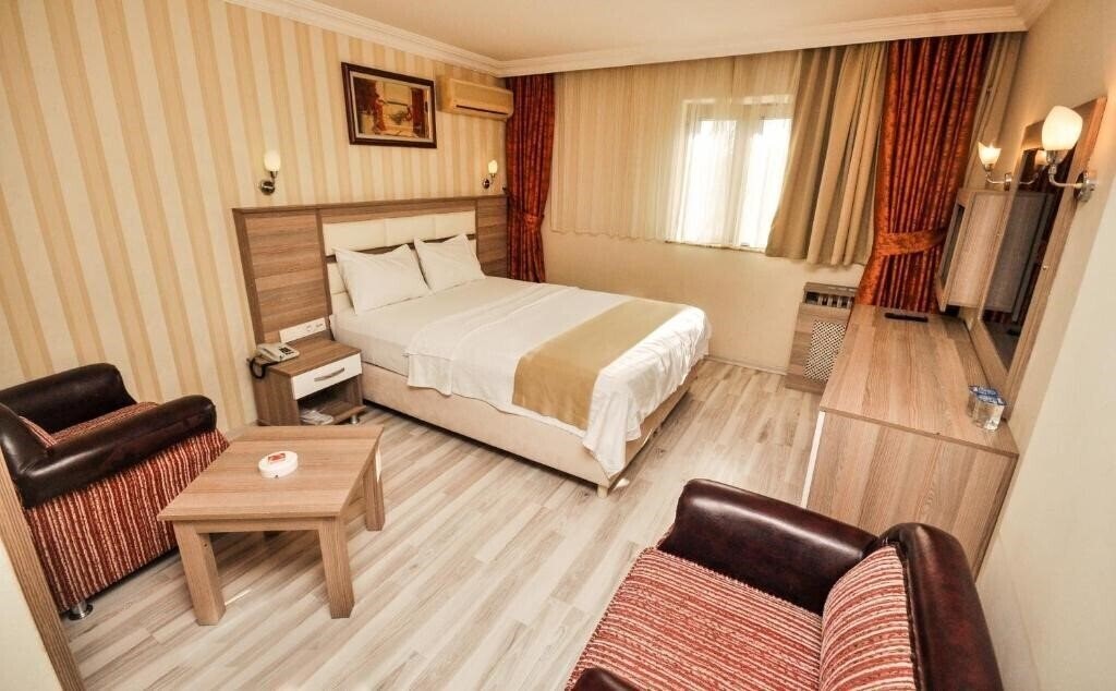 Отель Arti Boutique Hotel 3*