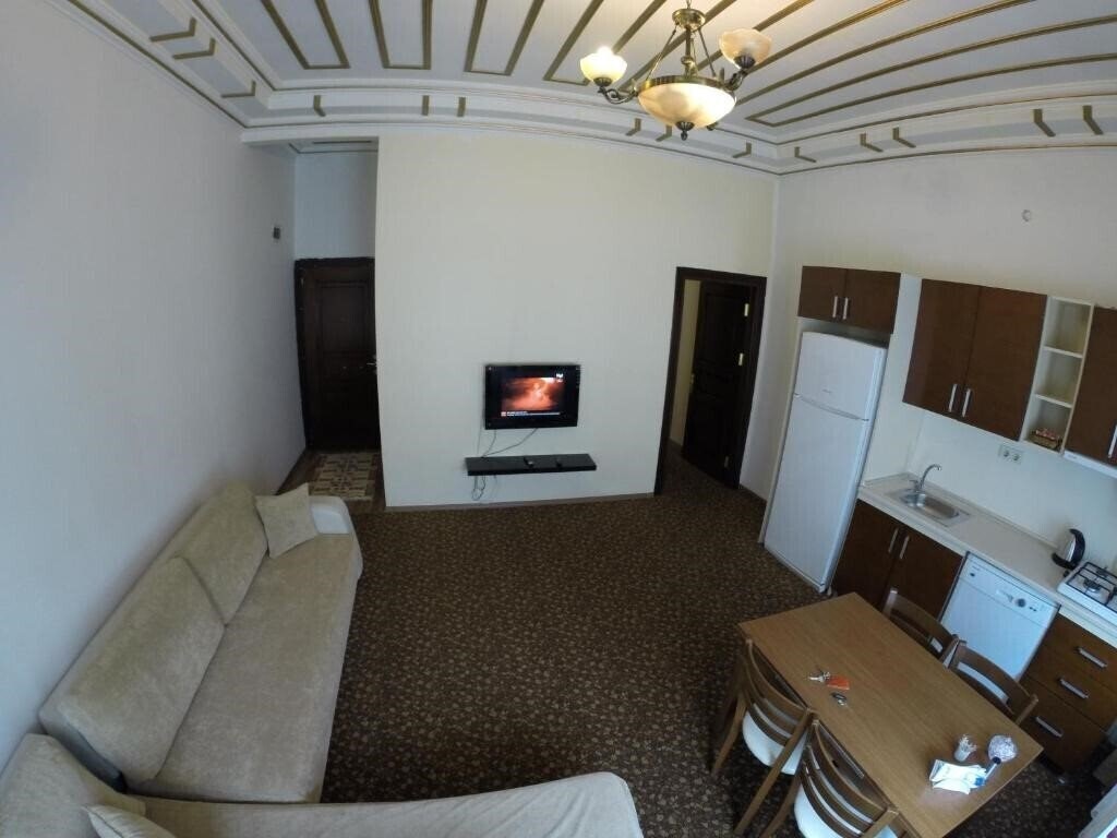 Изображение Blue Eye Suites 3*